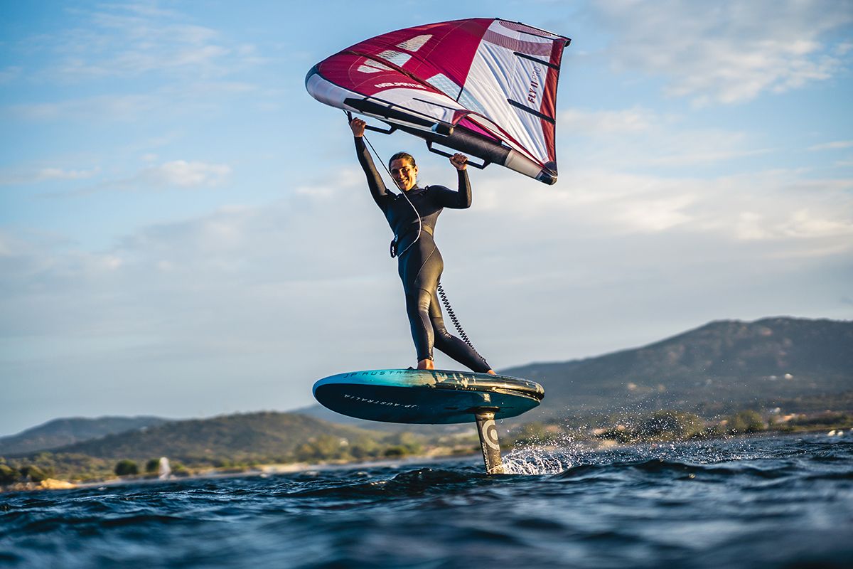 wing fly II Pro red -white neilpryde  manevratelnost